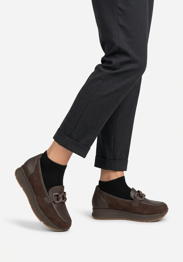 Дамски обувки Comer 681 Brown