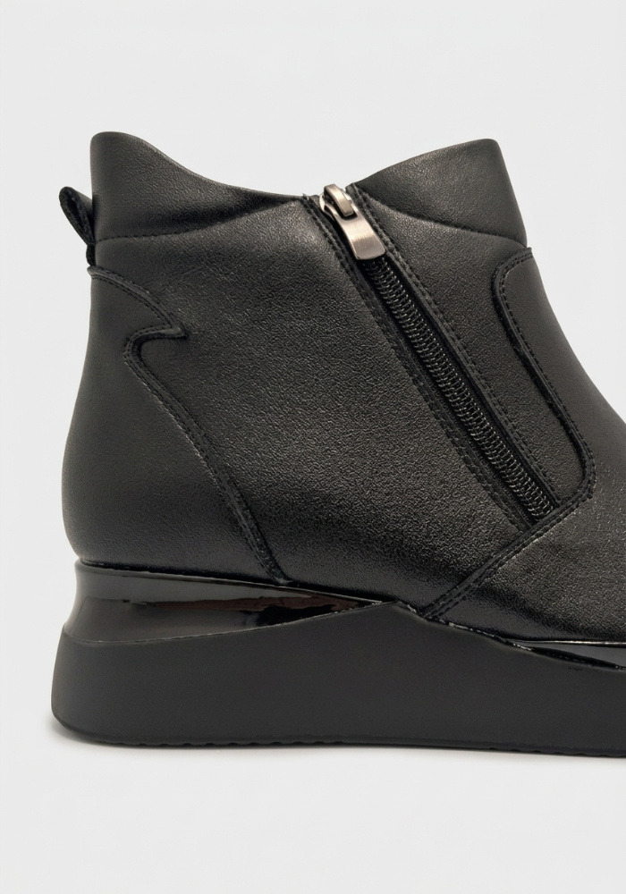 Дамски боти от естествена кожа с пух Bosido 381